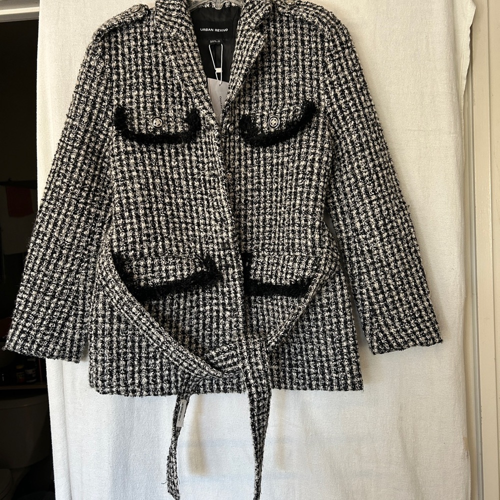 Urban Revivo Black & White Tweed Belted Jacket